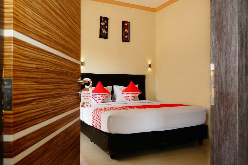 Grand Vella Hotel Pangkal Pinang Buitenkant foto
